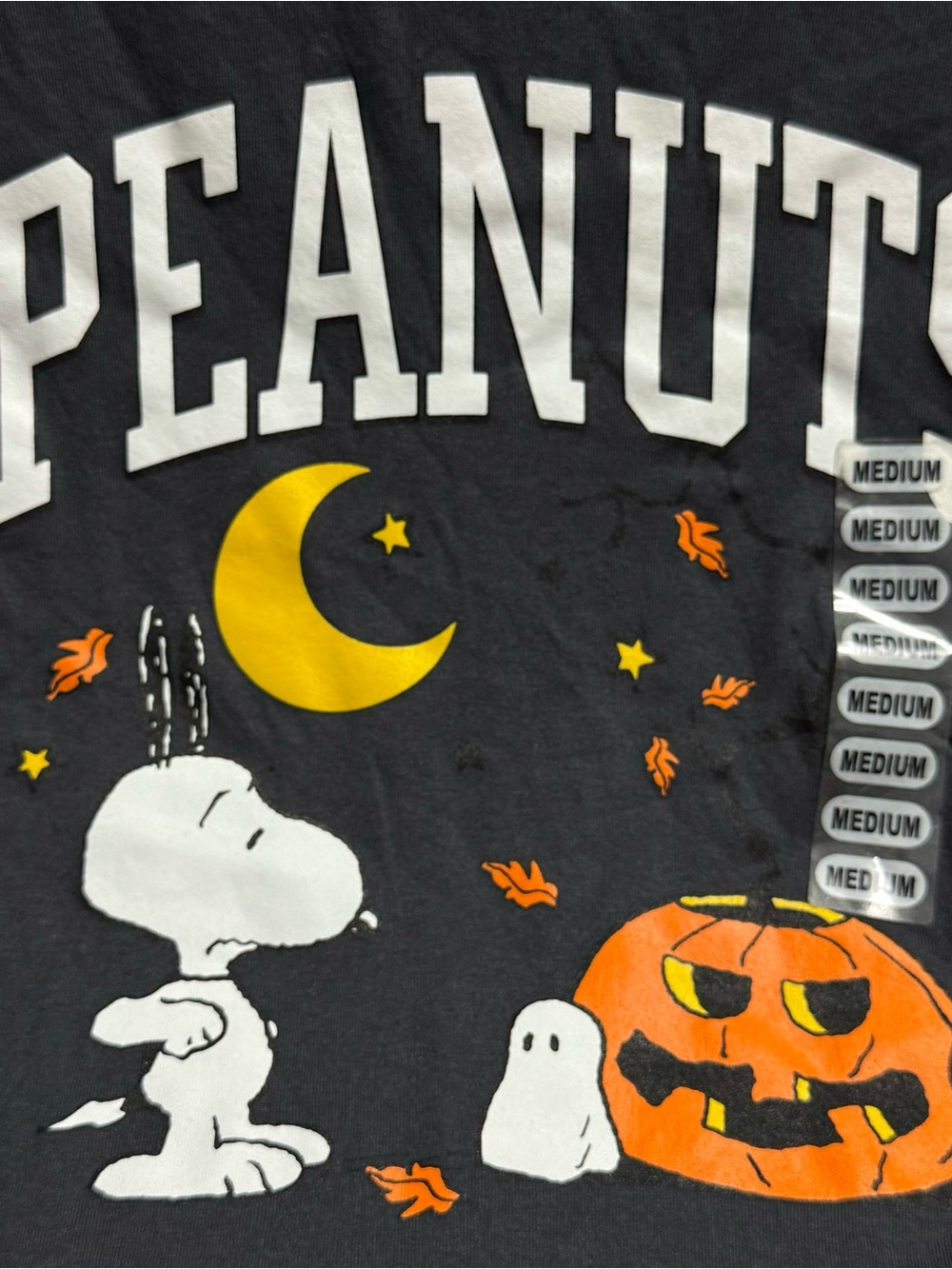 NWT Peanuts Snoopy Halloween Graphic Tee - Picture 3 of 4